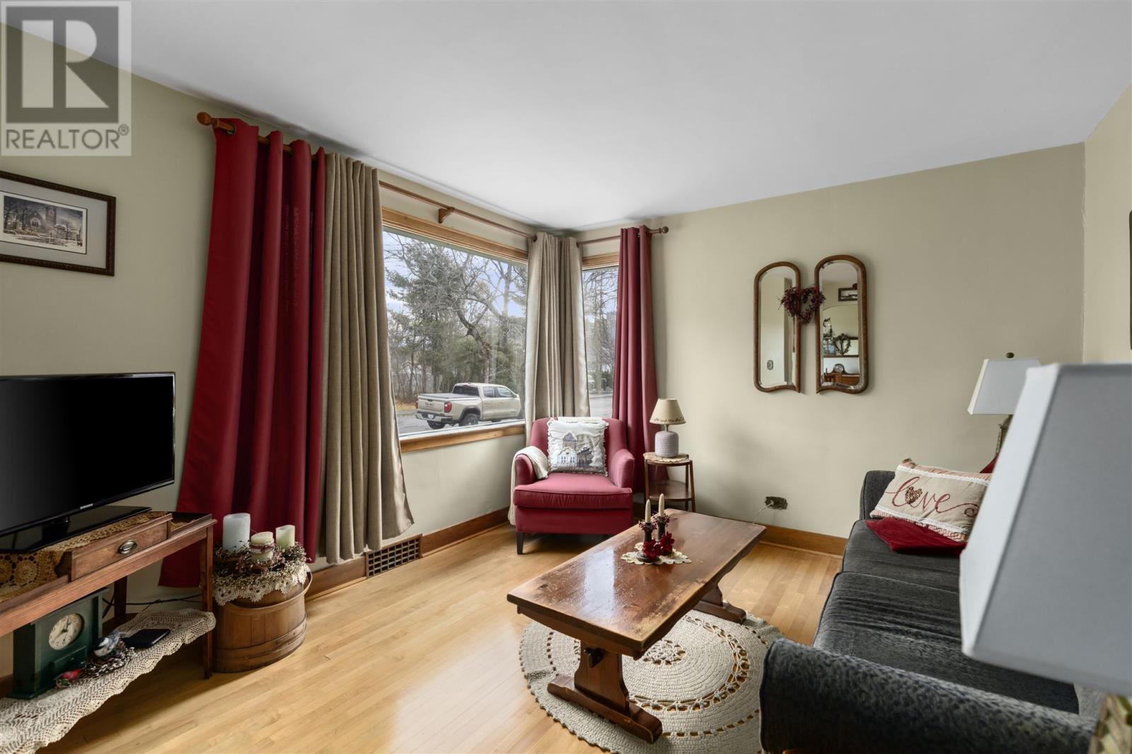 55 Riverview Ave, Sault Ste. Marie, Ontario  P6A 3X8 - Photo 8 - SM260023