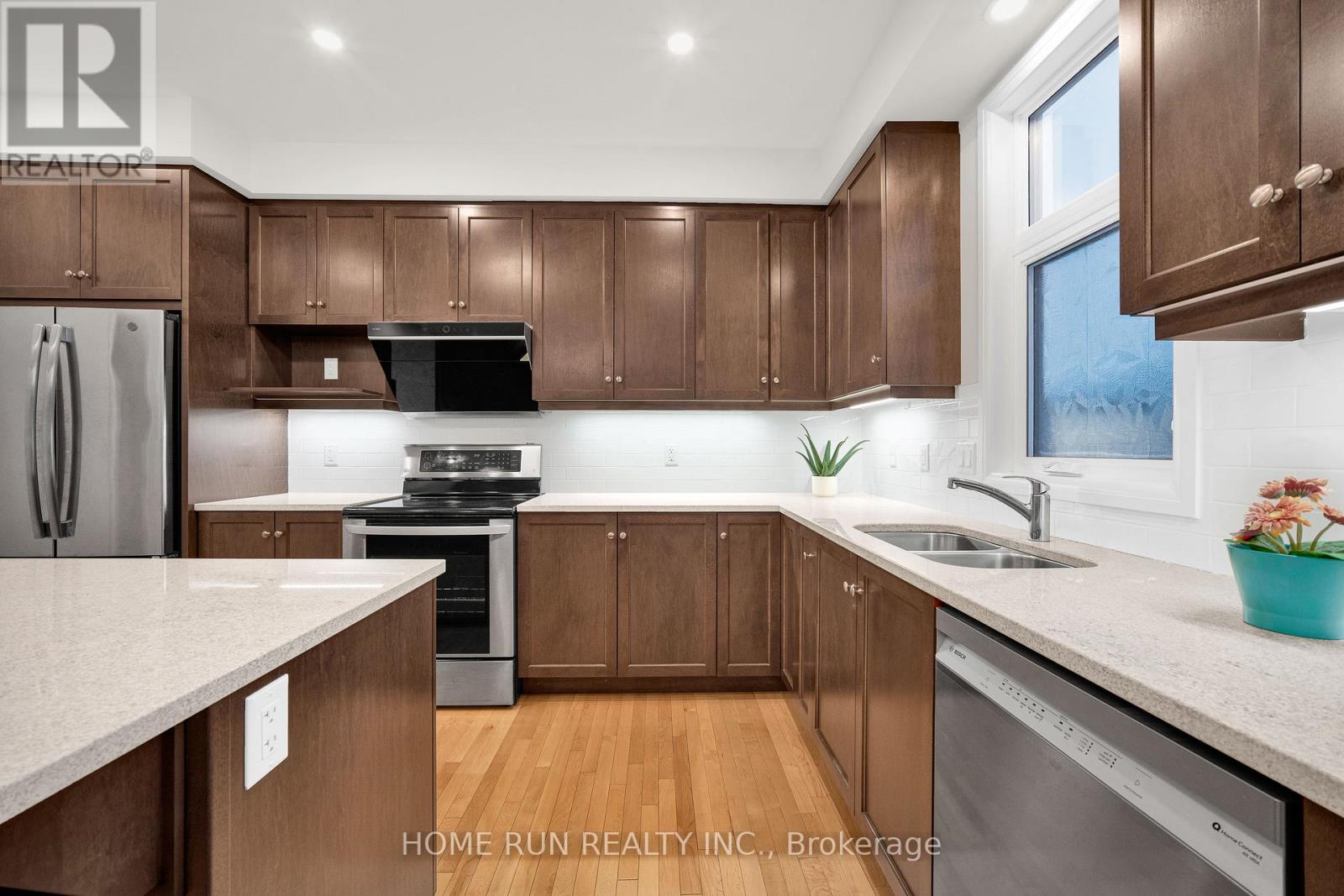 100 Lochhouse Walk, Ottawa, Ontario  K2J 6A4 - Photo 16 - X12670420