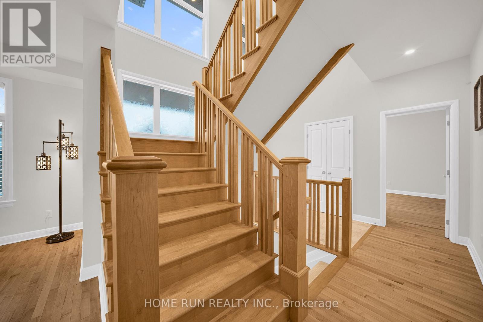 100 Lochhouse Walk, Ottawa, Ontario  K2J 6A4 - Photo 4 - X12670420