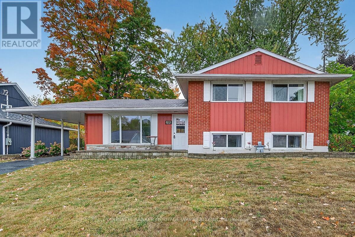 268 OTTAWA STREET, Mississippi Mills, Ontario