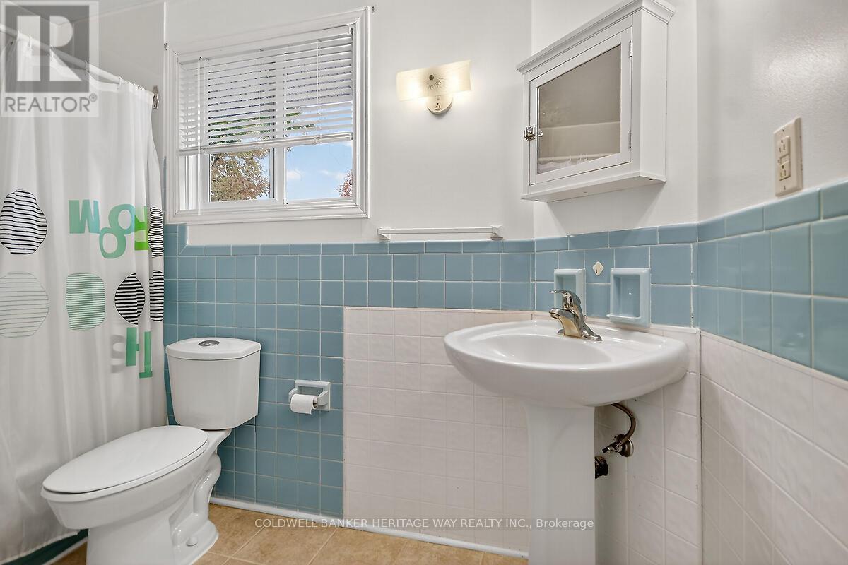 268 Ottawa Street, Mississippi Mills, Ontario  K0A 1K0 - Photo 20 - X12670422