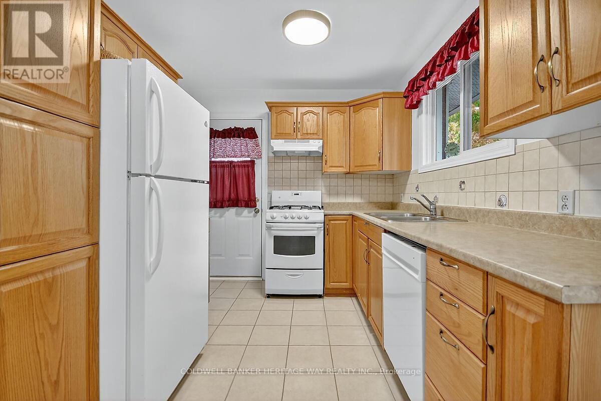 268 Ottawa Street, Mississippi Mills, Ontario  K0A 1K0 - Photo 7 - X12670422