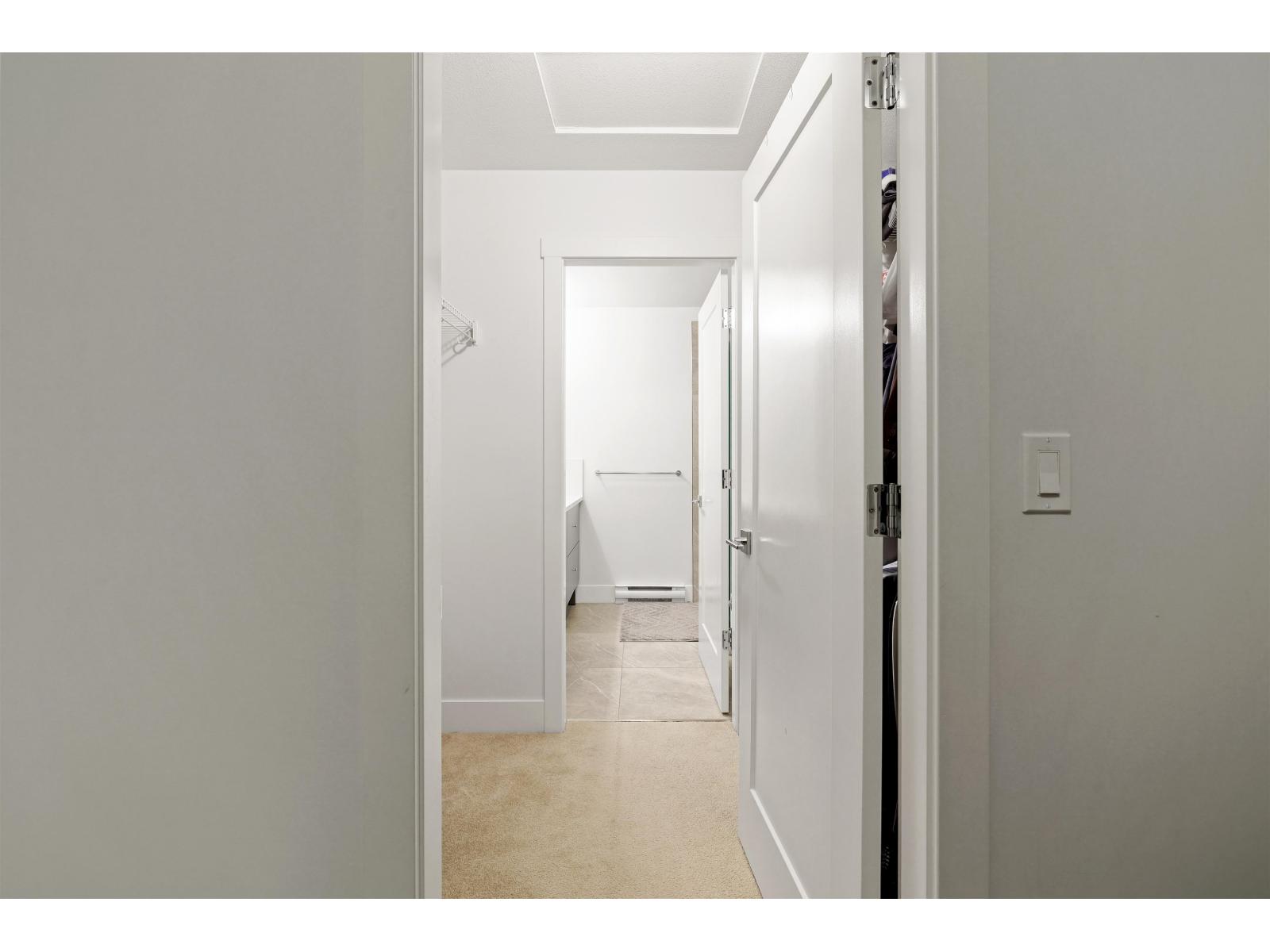 51 2070 Oak Meadows Drive, Surrey, British Columbia  V3Z 1J1 - Photo 13 - R3076567