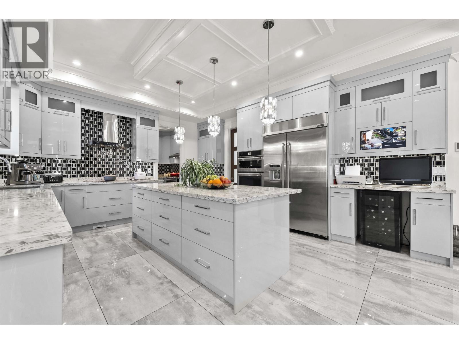 5111 Clinton Street, Burnaby, British Columbia  V5J 2L5 - Photo 7 - R3076752