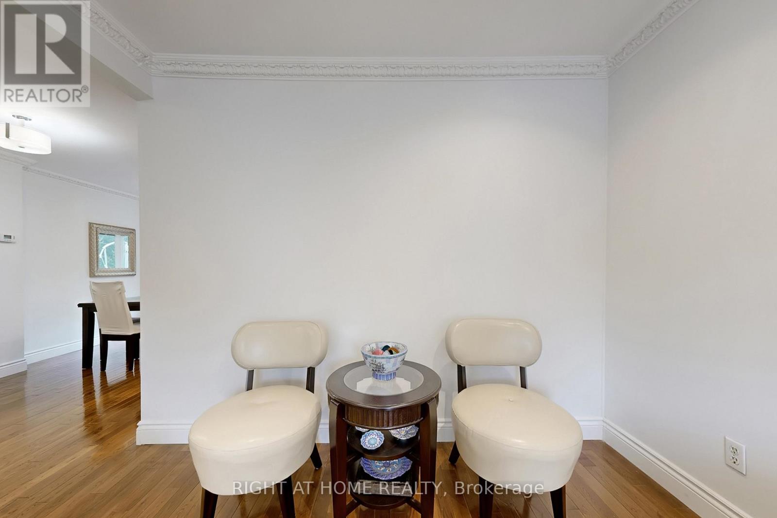 52 Breckonwood Crescent, Markham, Ontario  L3T 5E8 - Photo 11 - N12670416