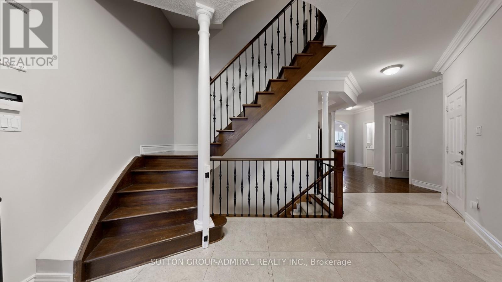 63 Seabreeze Avenue, Vaughan, Ontario  L4J 8T5 - Photo 3 - N12670450