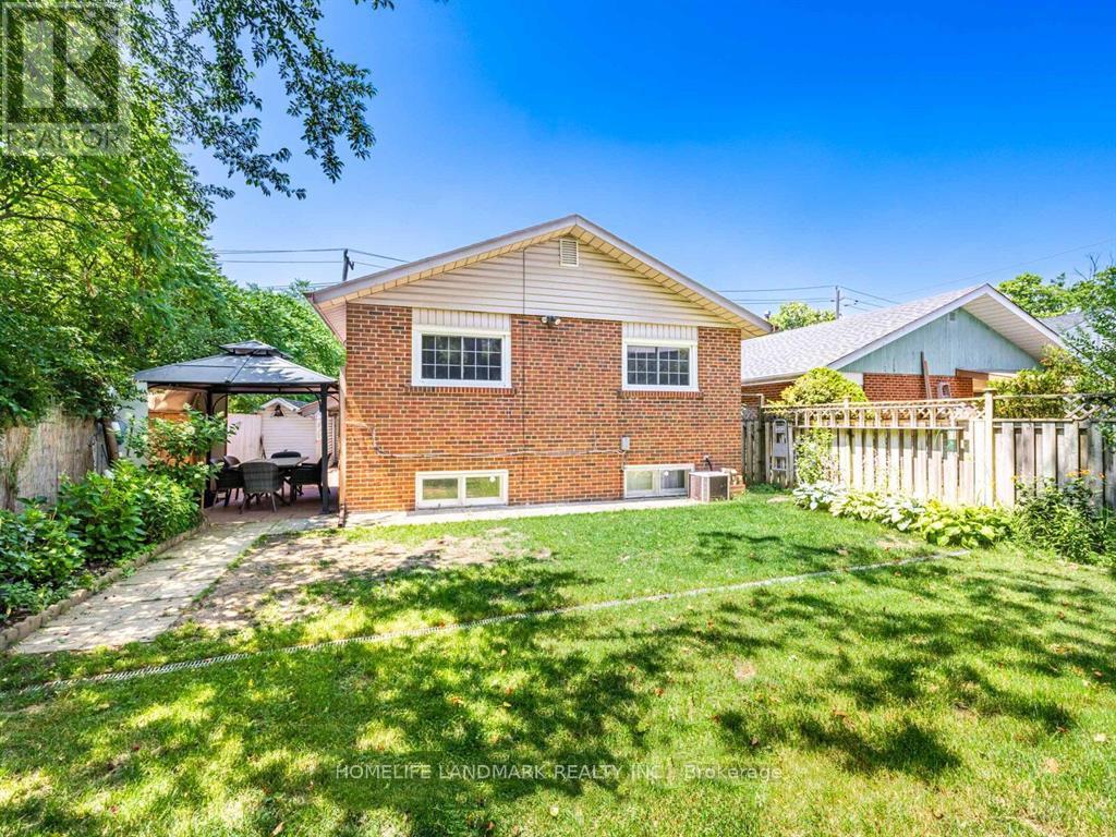 29 Orton Park Road, Toronto, Ontario  M1G 3G2 - Photo 7 - E12603254