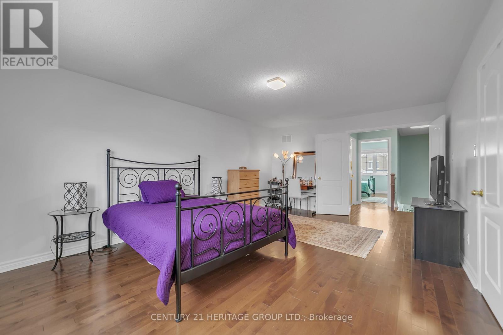 5431 Rochelle Way, Mississauga, Ontario  L5M 6N4 - Photo 33 - W12670406