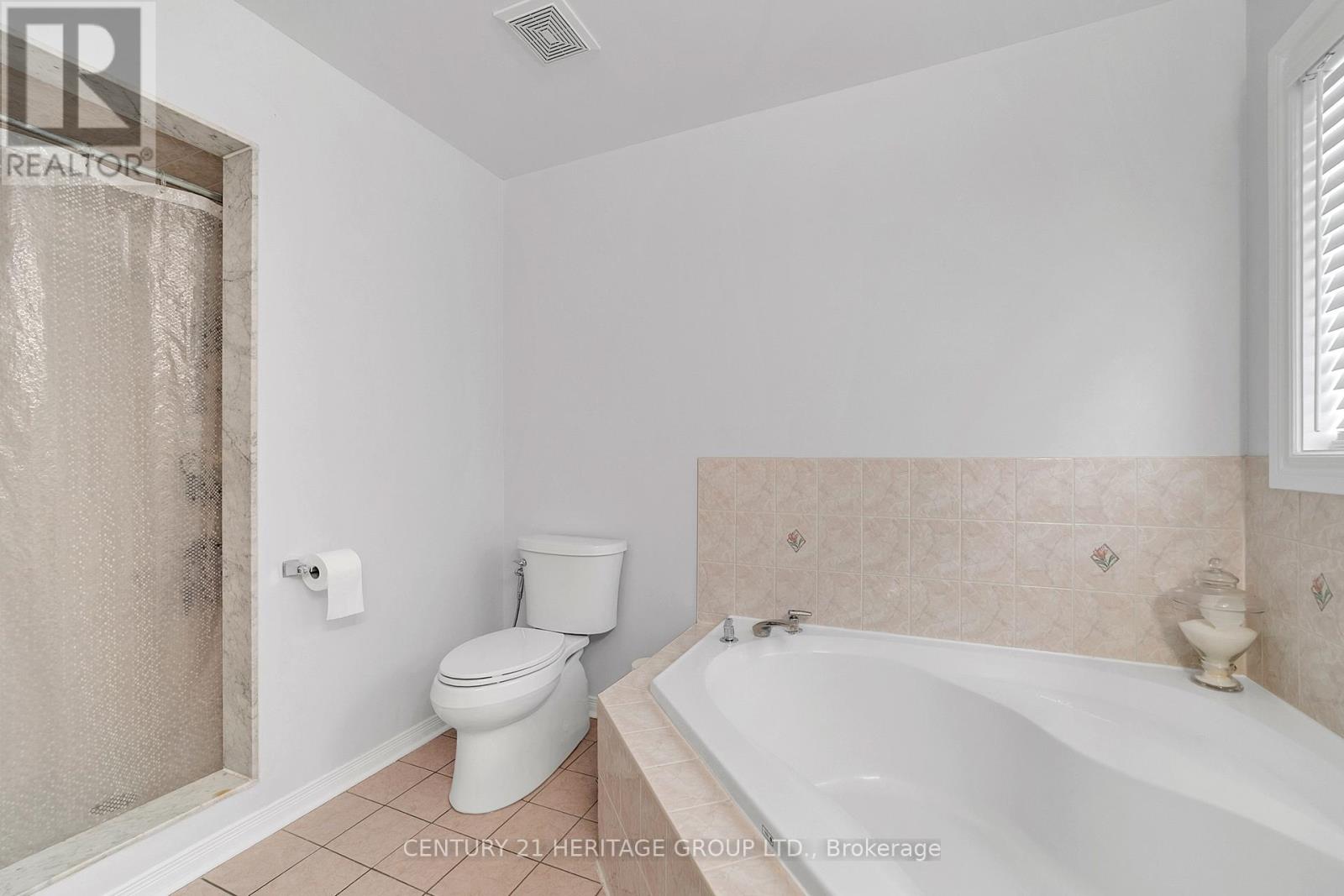 5431 Rochelle Way, Mississauga, Ontario  L5M 6N4 - Photo 35 - W12670406