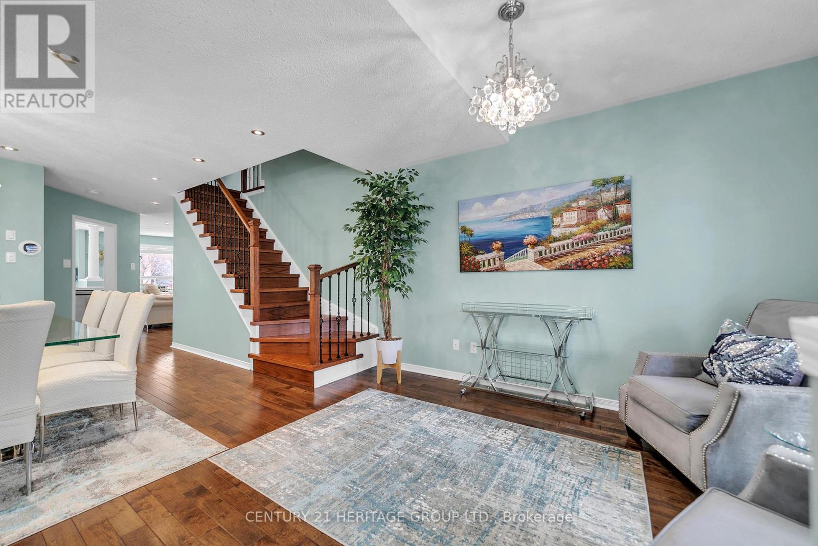 5431 Rochelle Way, Mississauga, Ontario  L5M 6N4 - Photo 7 - W12670406