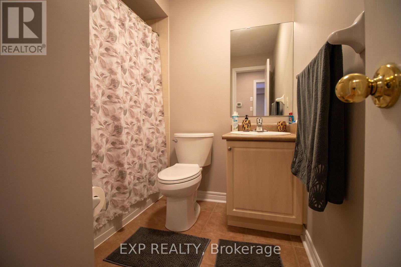 Main - 2 Sir Jacobs Crescent, Brampton, Ontario  L7A 3T4 - Photo 8 - W12670424