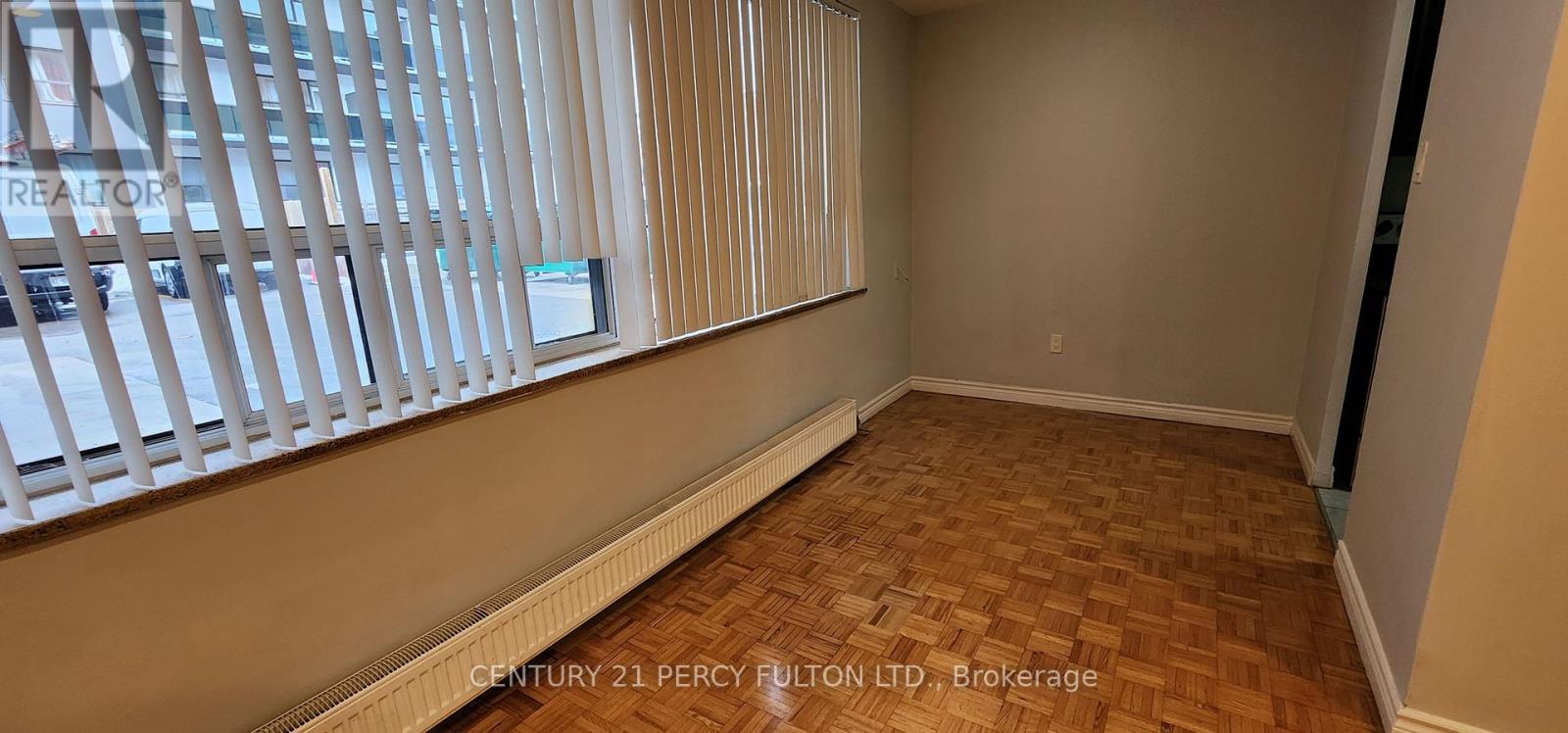 205 - 2202 Weston Road, Toronto, Ontario  M9N 1Y3 - Photo 2 - W12670426