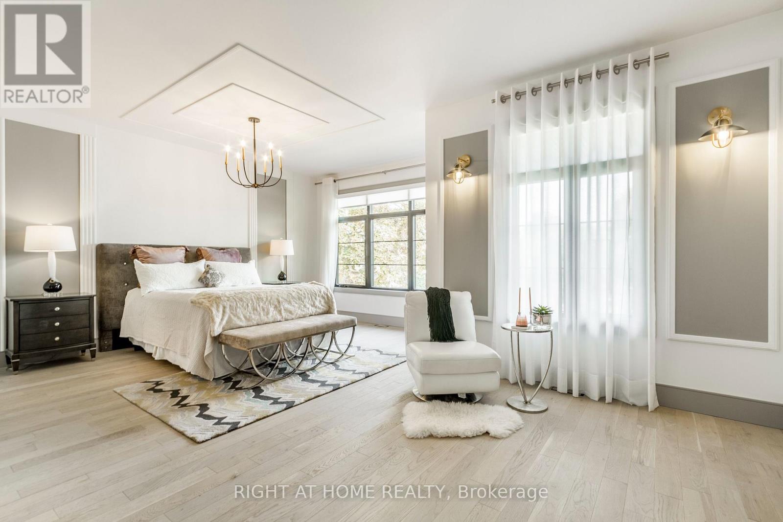 118 Martin Grove Road, Toronto, Ontario  M9B 4K5 - Photo 25 - W12670428