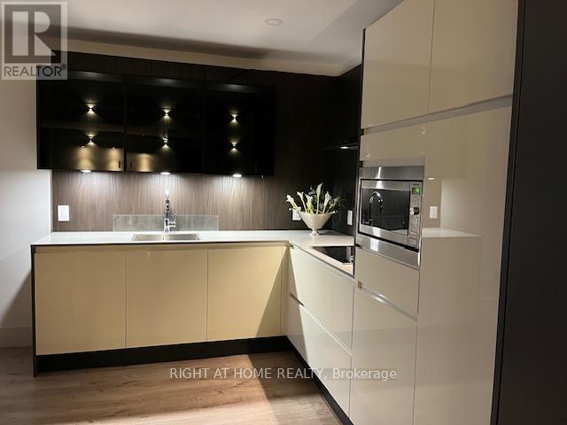 118 Martin Grove Road, Toronto, Ontario  M9B 4K5 - Photo 36 - W12670428