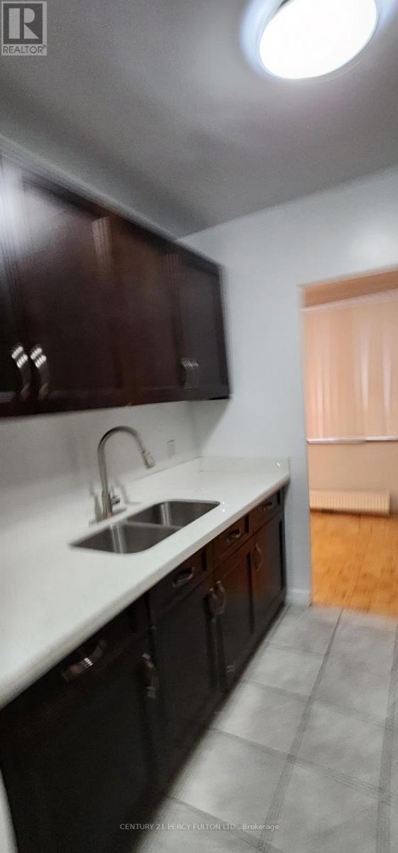 101 - 2202 Weston Road, Toronto, Ontario  M9N 1Y3 - Photo 4 - W12670440