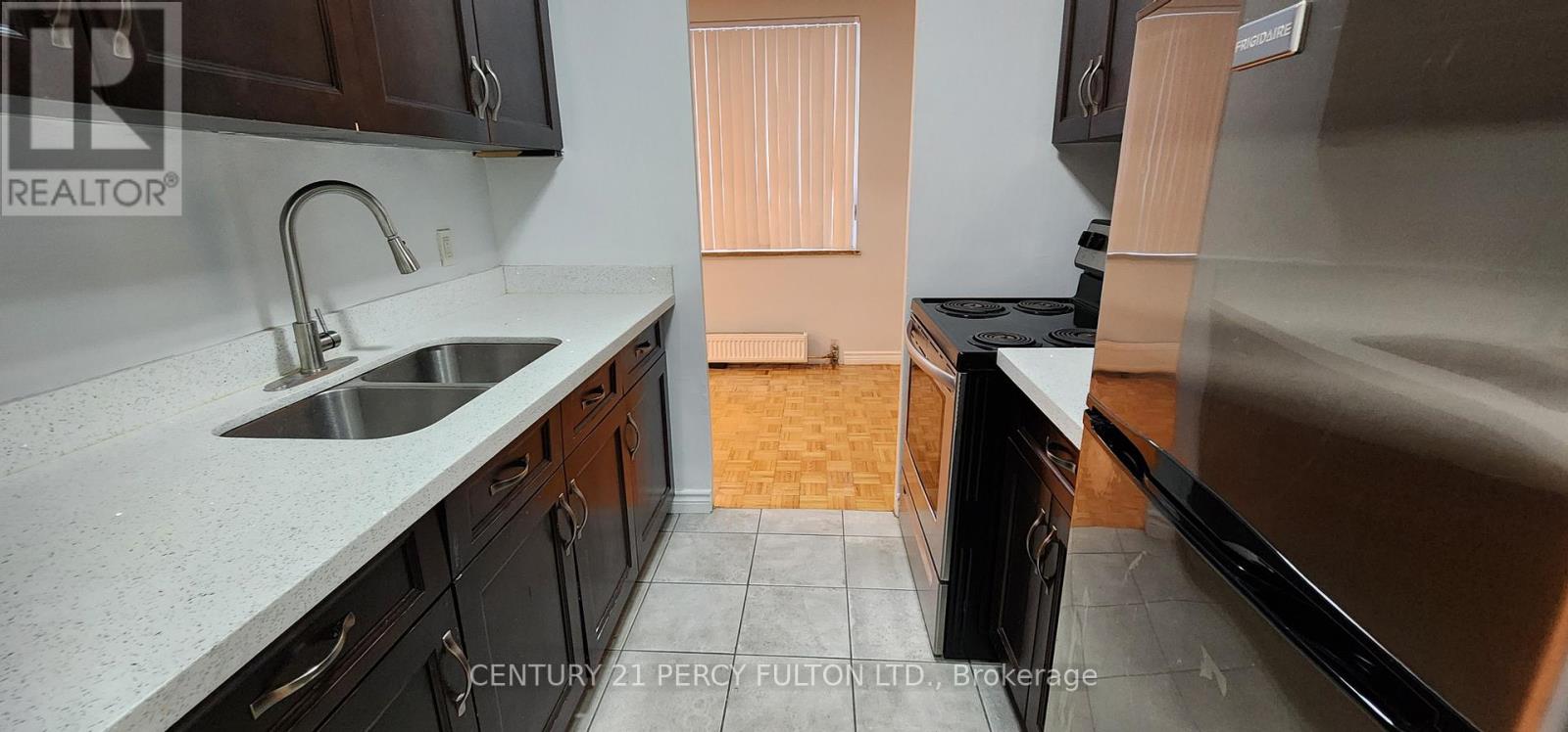501 - 1309 Wilson Avenue, Toronto, Ontario  M3M 1J4 - Photo 6 - W12670452