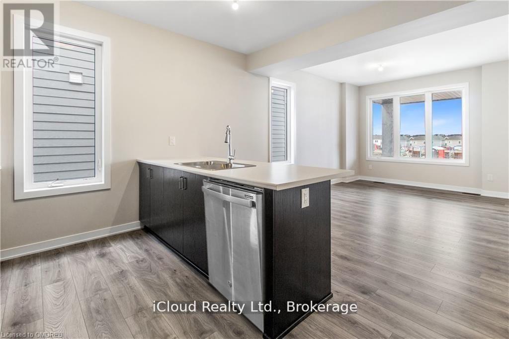 318 Catsfoot Walk, Ottawa, Ontario  K2J 7G9 - Photo 11 - X12670454