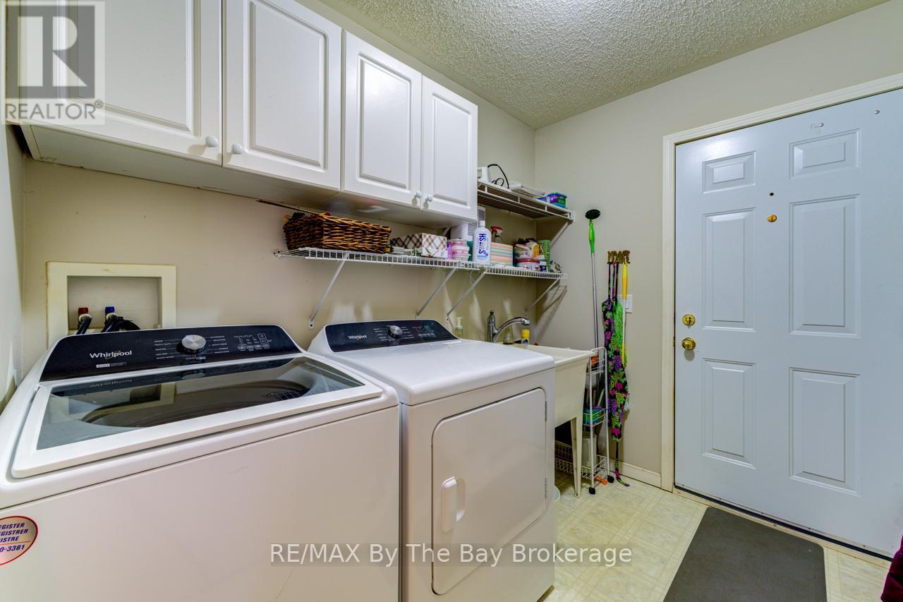 27 Pennsylvania Avenue E, Wasaga Beach, Ontario L9Z 3A8 - Photo 25 - S12670458