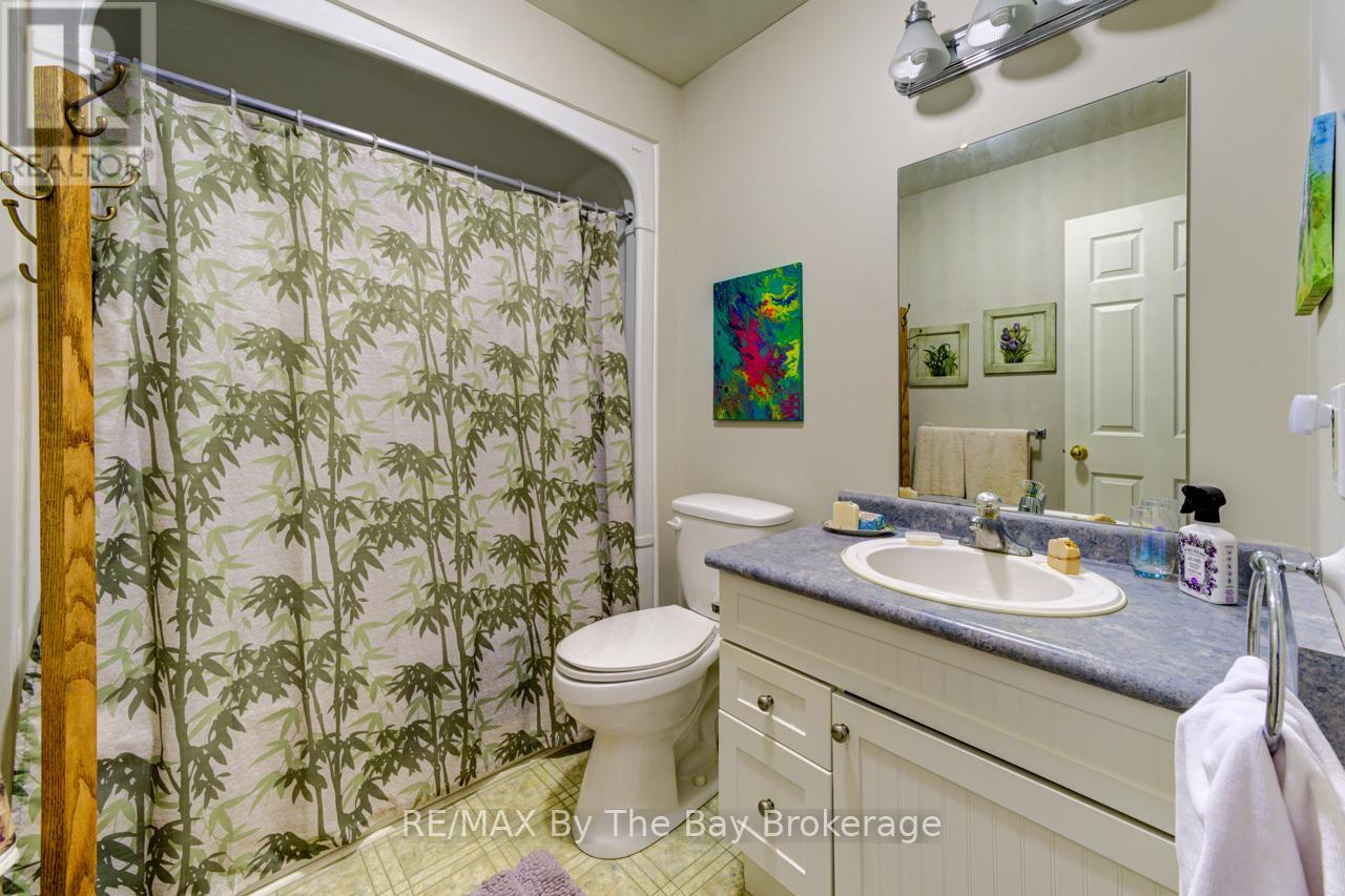 27 Pennsylvania Avenue E, Wasaga Beach, Ontario L9Z 3A8 - Photo 28 - S12670458