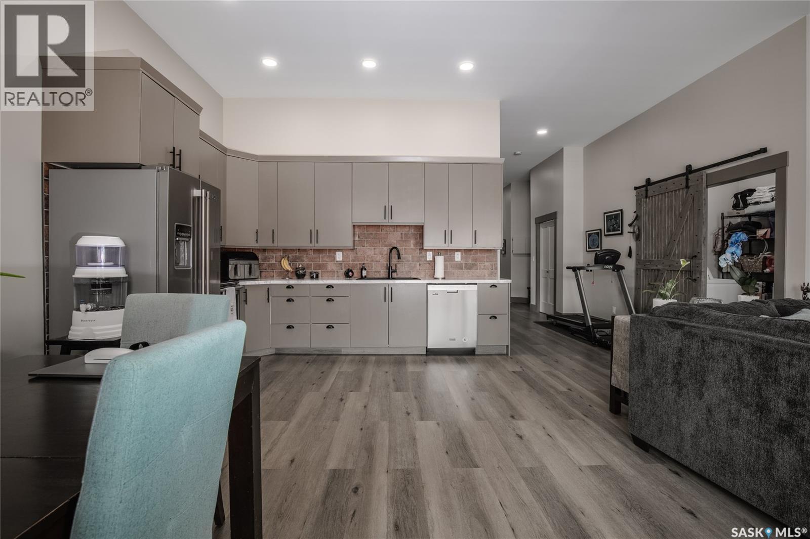 110 Main Street N, Moose Jaw, Saskatchewan  S6H 3J7 - Photo 25 - SK007005