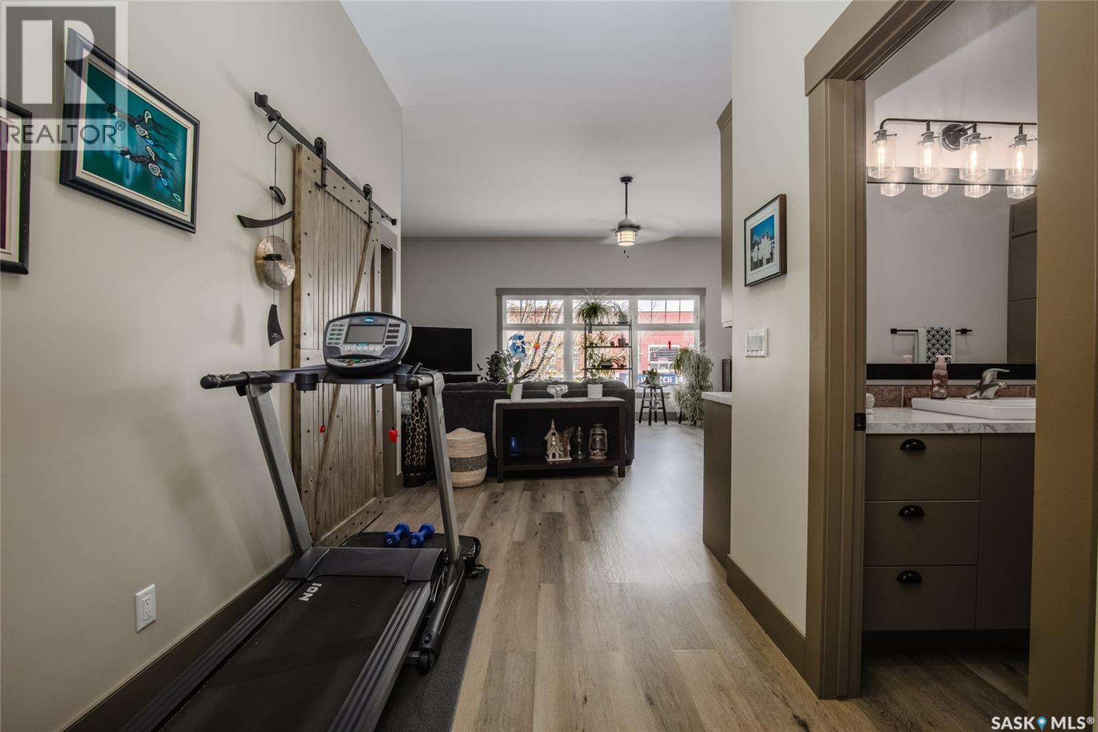 110 Main Street N, Moose Jaw, Saskatchewan  S6H 3J7 - Photo 22 - SK007005