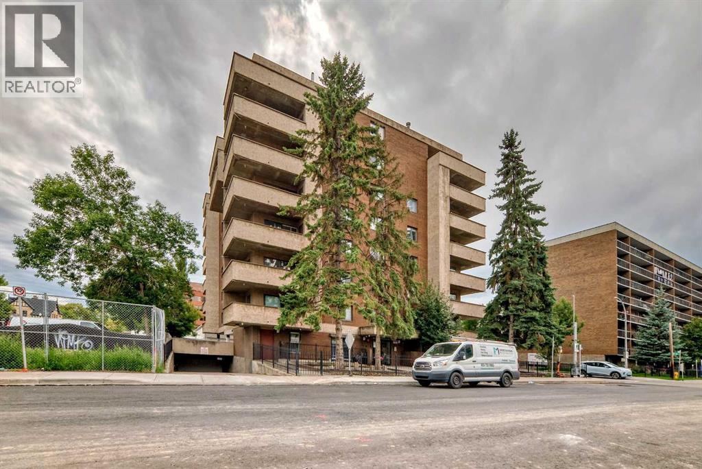 301, 235 15 Avenue SW, Calgary, Alberta