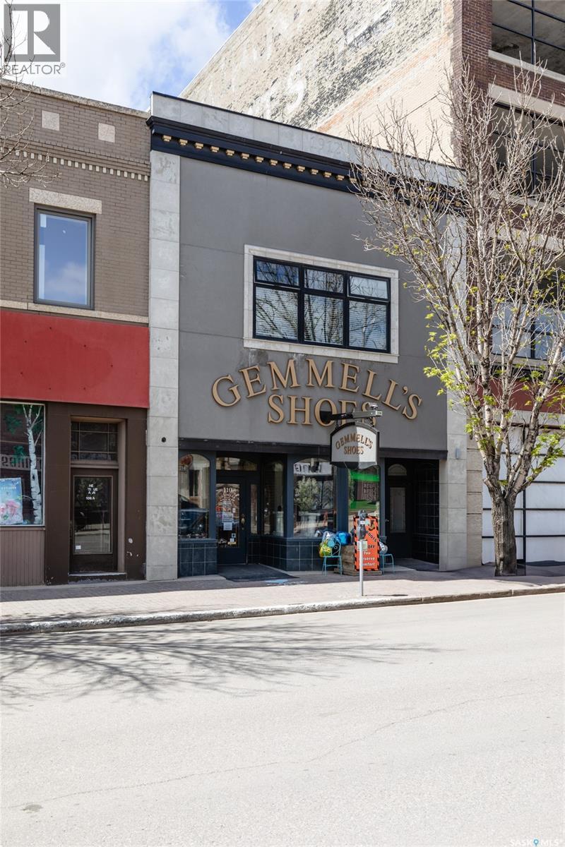 110 Main Street N, Moose Jaw, Saskatchewan  S6H 3J7 - Photo 1 - SK007005