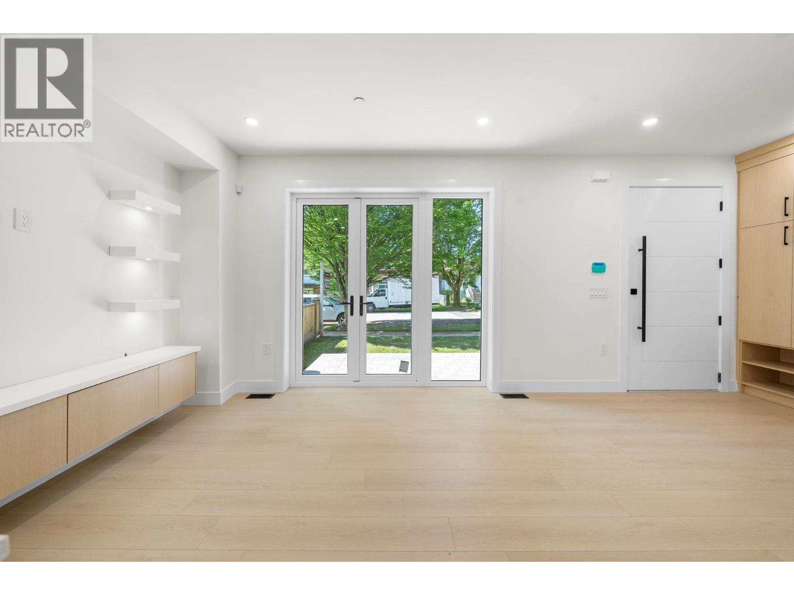 1 3425 Archimedes Street, Vancouver, British Columbia  V5R 4W4 - Photo 5 - R3076151