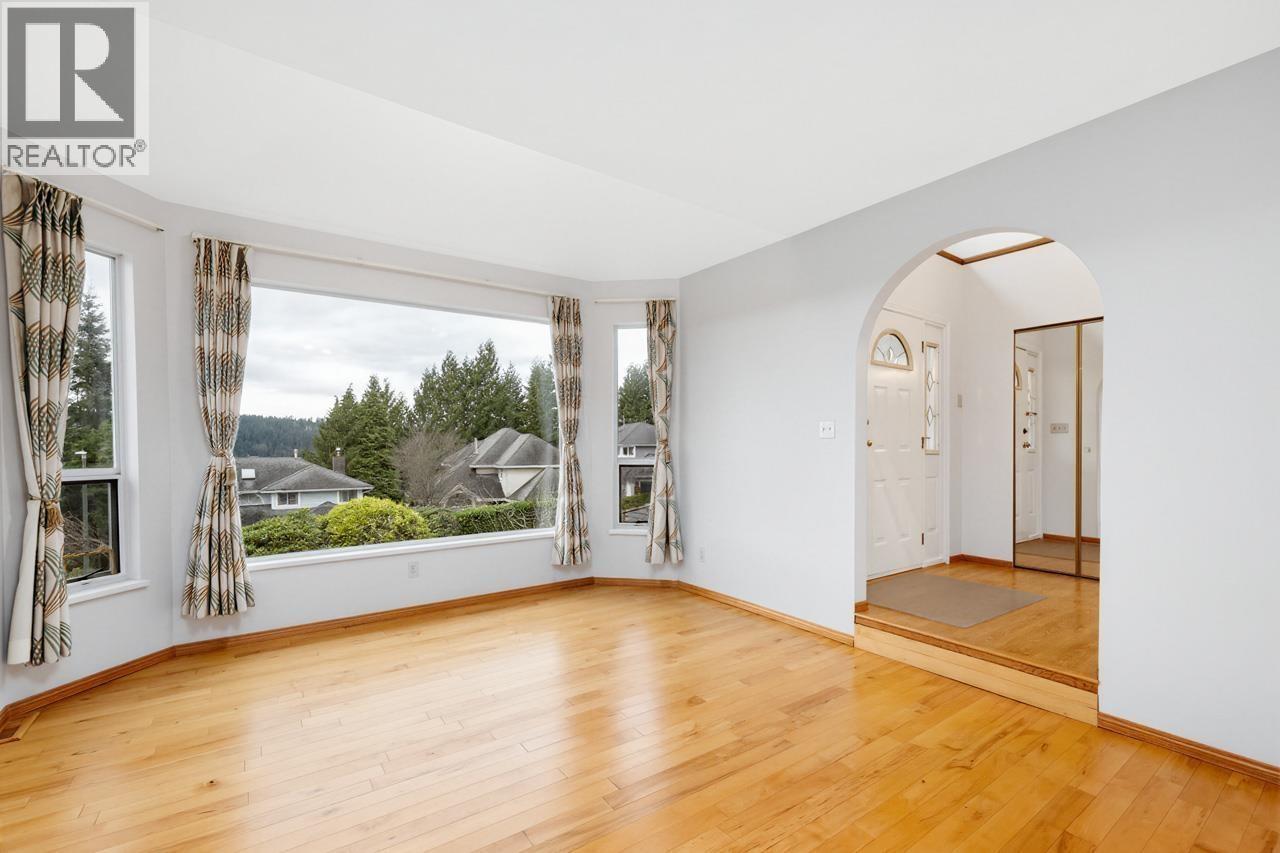 2825 Nash Drive, Coquitlam, British Columbia  V3B 6T1 - Photo 5 - R3076849