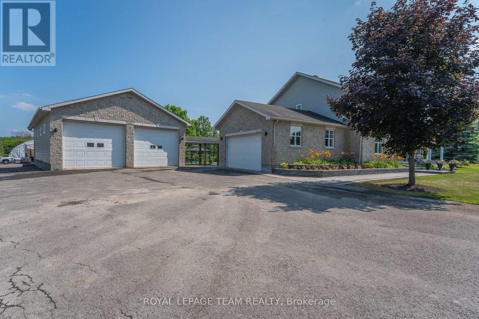 7474 Mitch Owens Road, Ottawa, Ontario  K4P 1K9 - Photo 6 - X12670480