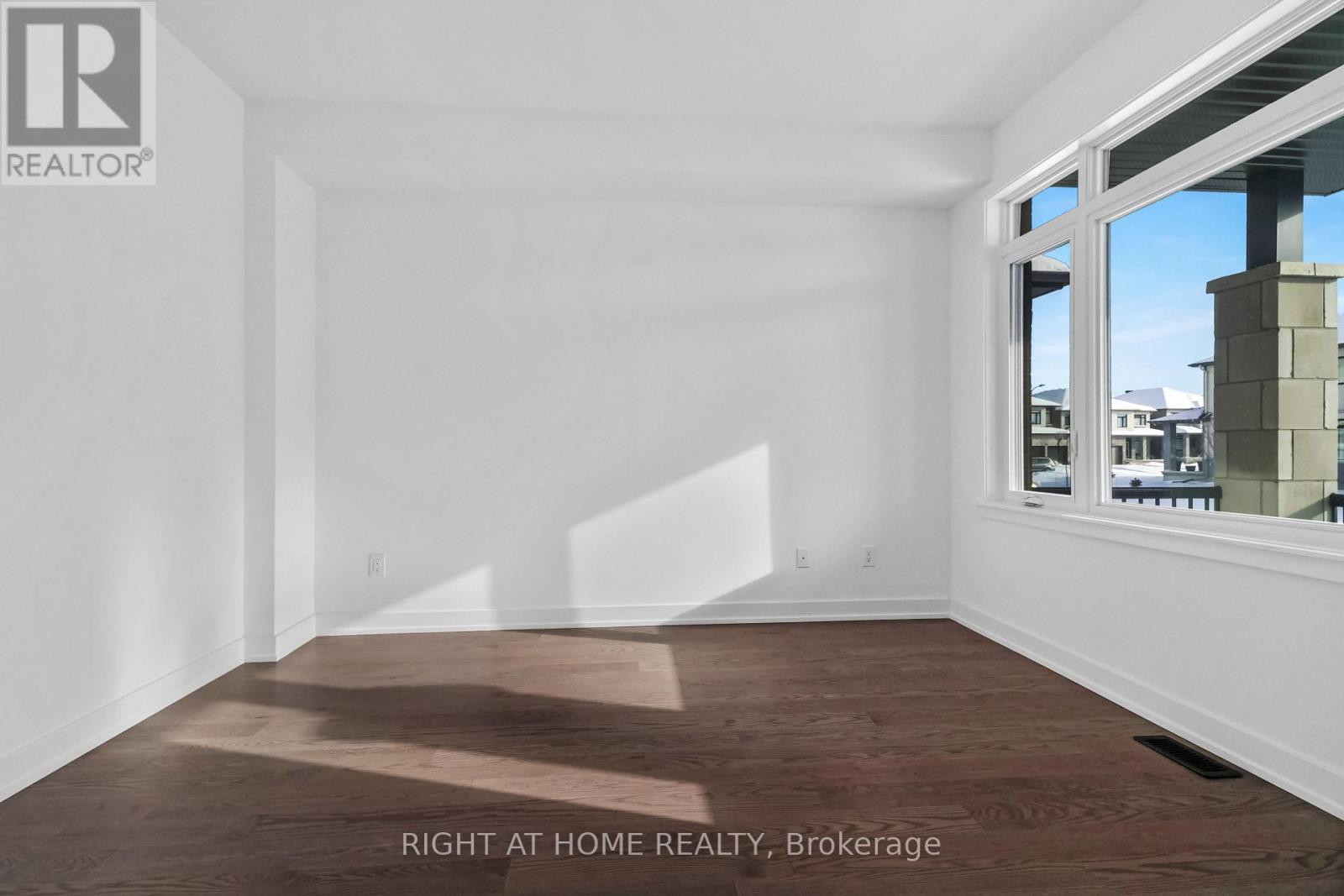 2020 Acoustic Way, Ottawa, Ontario  K4M 0L7 - Photo 3 - X12670482