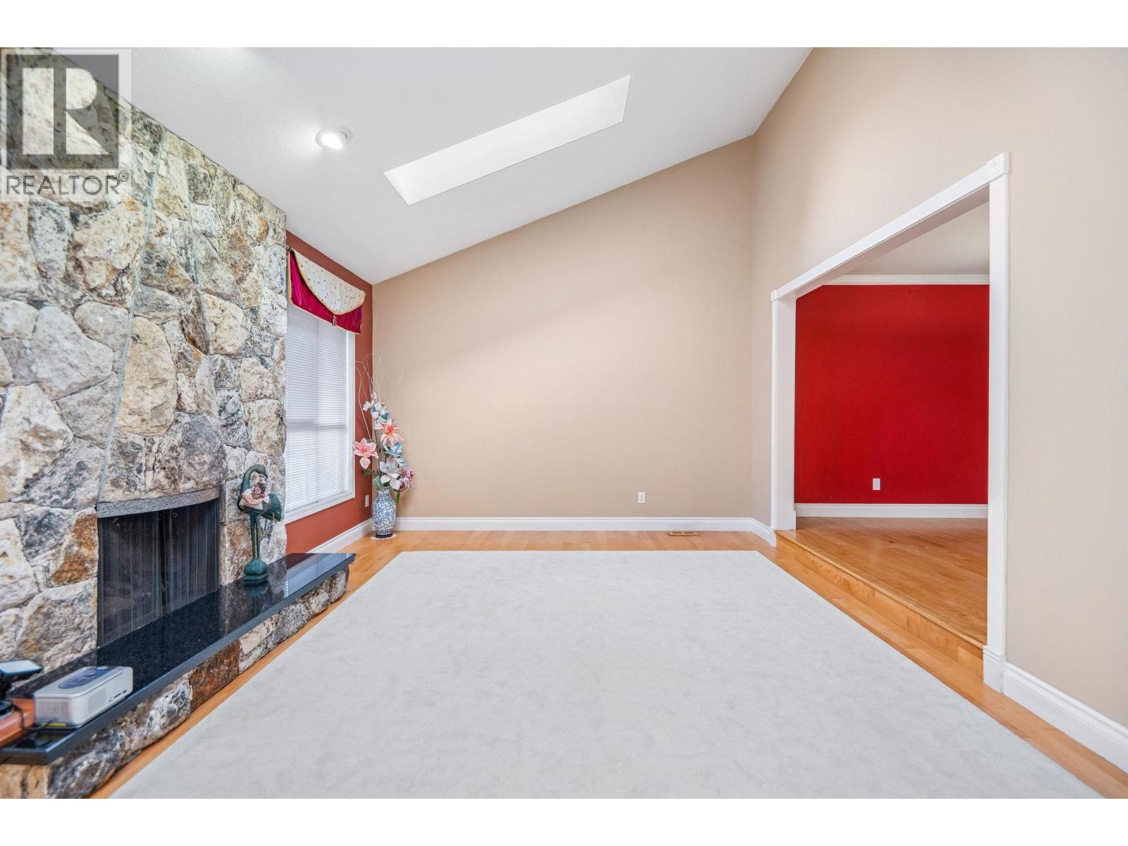 8340 Lunen Road, Richmond, British Columbia V6Y 2X2 - Photo 5 - R3076776