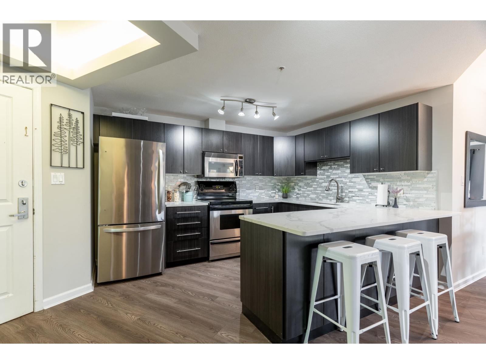 A306 2099 Lougheed Highway, Port Coquitlam, British Columbia V3B 1A8 - Photo 2 - R3076841