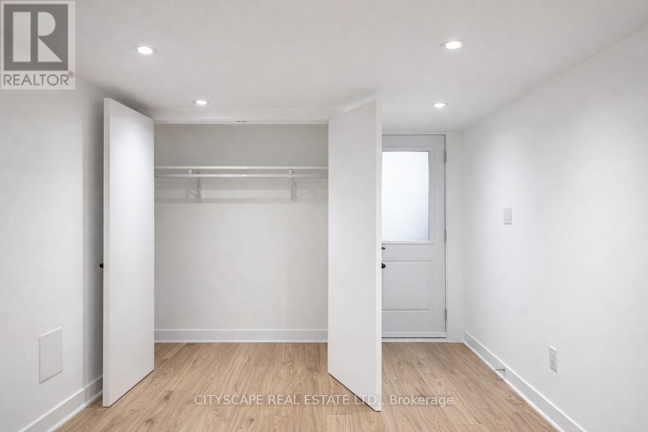 211-B - 211 Shaw Street, Toronto, Ontario  M6J 2W7 - Photo 2 - C12670486
