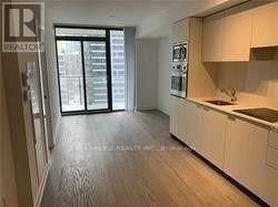 1209 - 11 Wellesley Street W, Toronto, Ontario  M4Y 1E8 - Photo 2 - C12670500