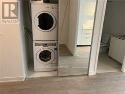 1209 - 11 Wellesley Street W, Toronto, Ontario  M4Y 1E8 - Photo 5 - C12670500