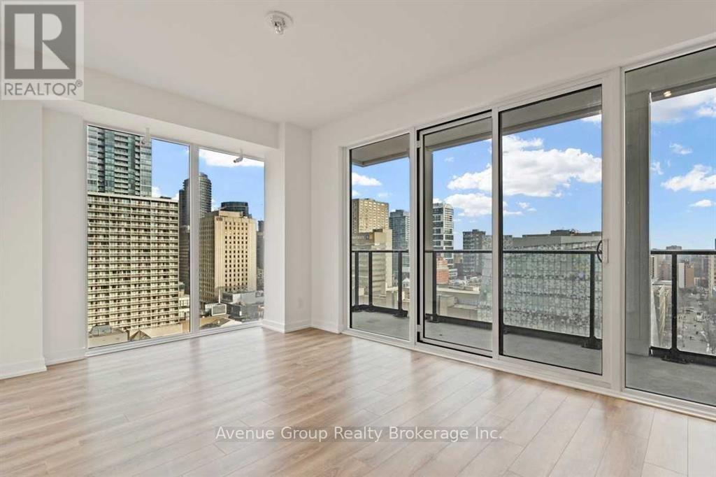 1916 - 20 Edward Street, Toronto, Ontario  M5G 0C5 - Photo 5 - C12670502