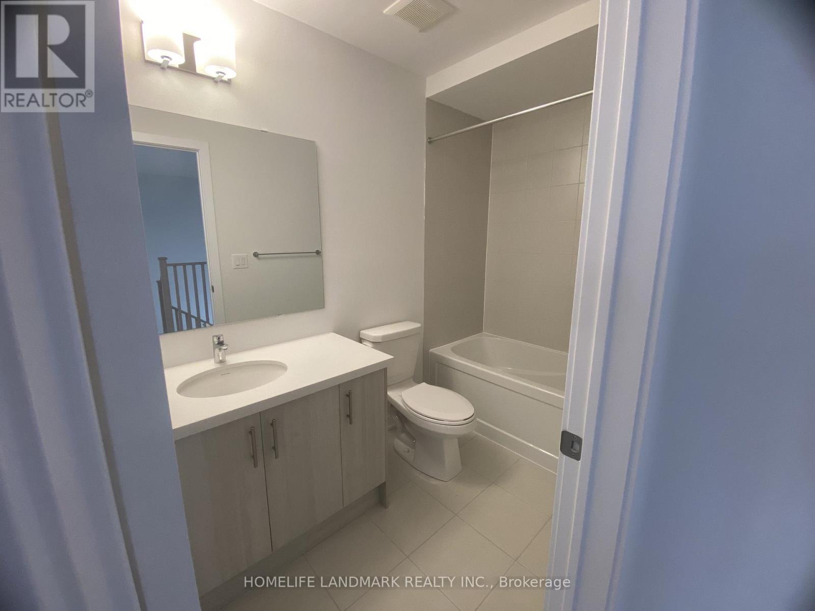 36 John Canning Way E, Markham, Ontario  L3R 3X3 - Photo 32 - N12670464