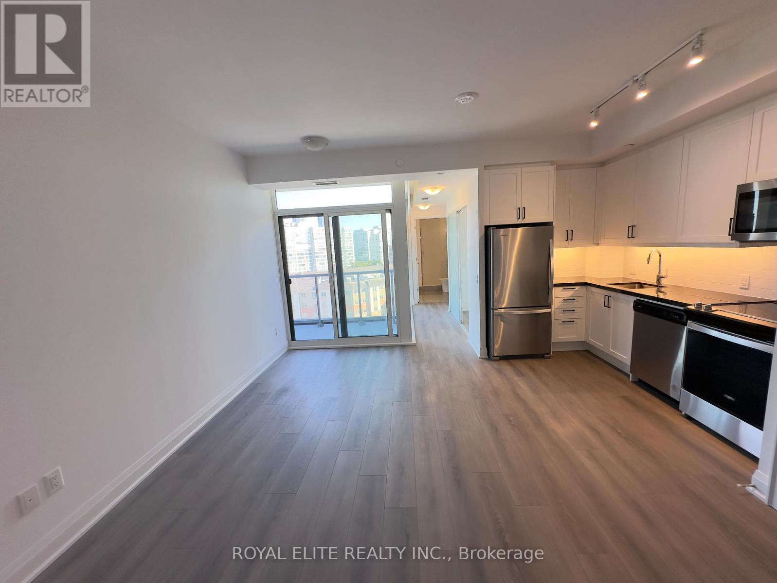 903w - 10 Gatineau Drive, Vaughan (Beverley Glen), Ontario  L4J 0L2 - Photo 4 - N12670510