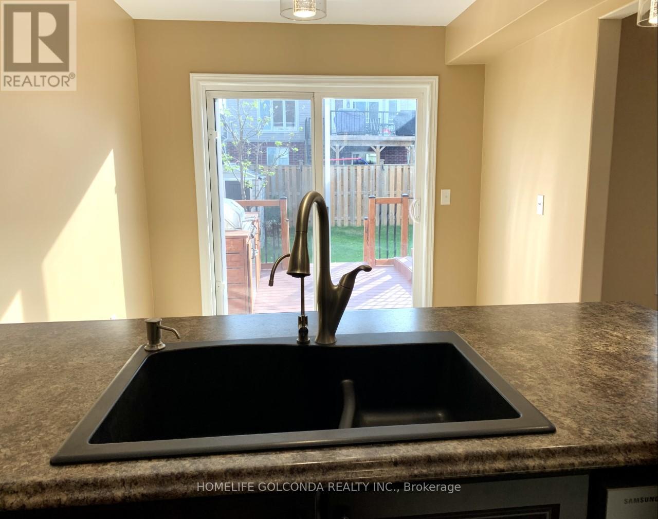 36 Pearl Drive, Orillia, Ontario  L3V 0A5 - Photo 8 - S12670490