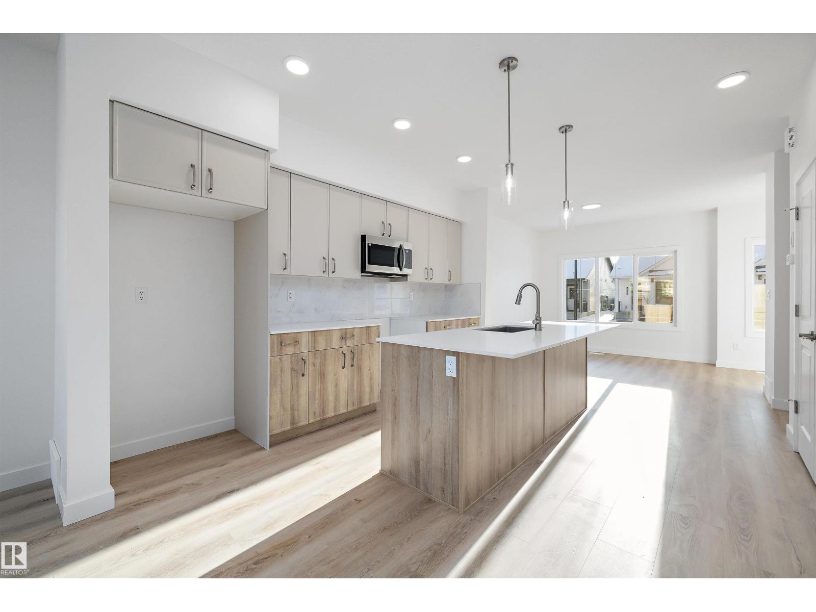 20608 42 Avenue Nw, Edmonton, Alberta  T6M 3E3 - Photo 9 - E4468982