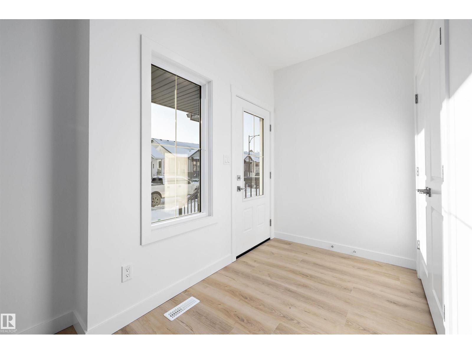 20608 42 Avenue Nw, Edmonton, Alberta  T6M 3E3 - Photo 3 - E4468982