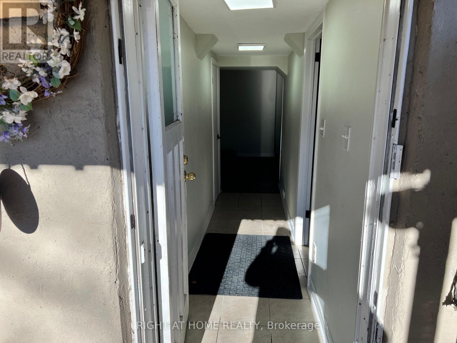 Basement - 508 Stafford Drive, Oakville, Ontario  L6L 4M5 - Photo 12 - W12670460