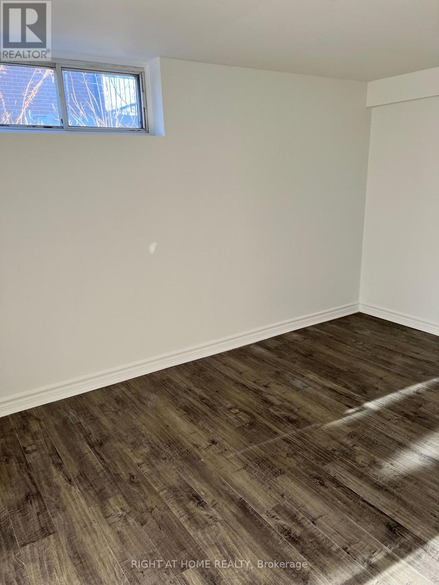 Basement - 508 Stafford Drive, Oakville, Ontario  L6L 4M5 - Photo 21 - W12670460