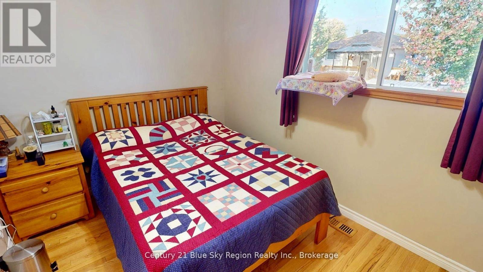 16 Herman Crescent, North Bay (Ferris), Ontario  P1A 2R5 - Photo 22 - X12665830