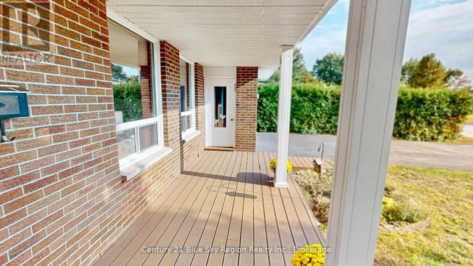 16 Herman Crescent, North Bay (Ferris), Ontario  P1A 2R5 - Photo 5 - X12665830