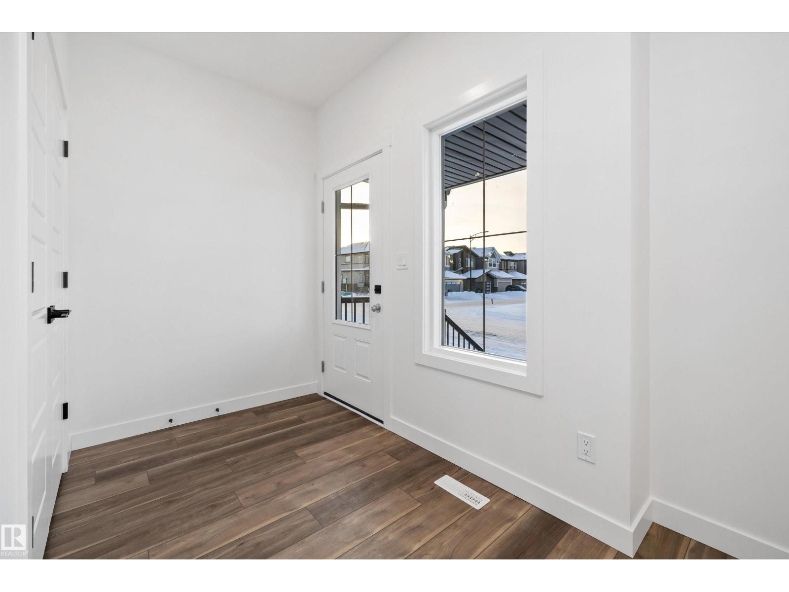 18107 85 St Nw, Edmonton, Alberta  T5Z 0X1 - Photo 3 - E4468981