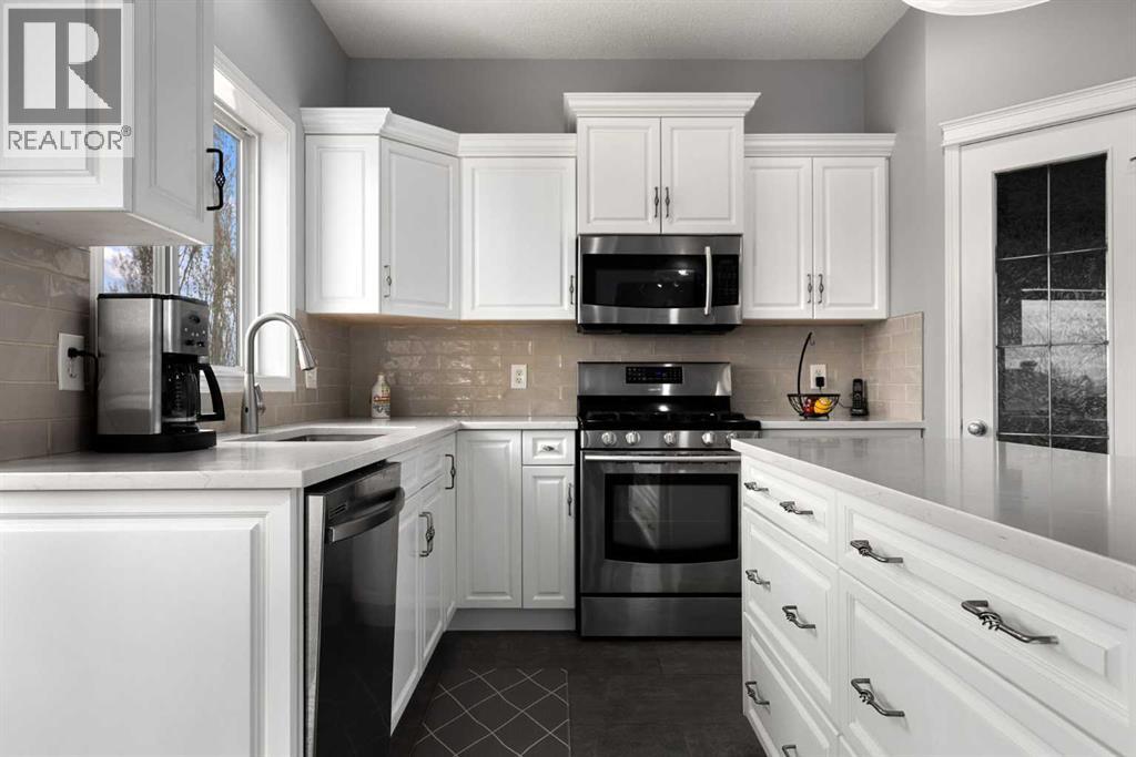 21 Cresthaven Way Sw, Calgary, Alberta  T3B 5X8 - Photo 14 - A2276574