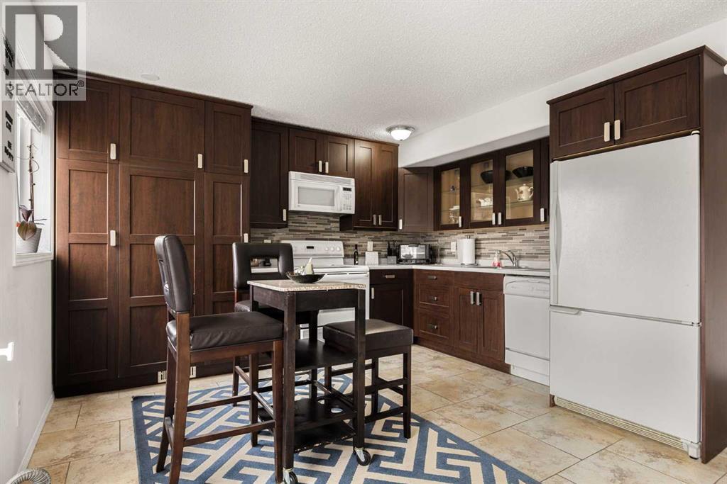 21 Cresthaven Way Sw, Calgary, Alberta  T3B 5X8 - Photo 37 - A2276574