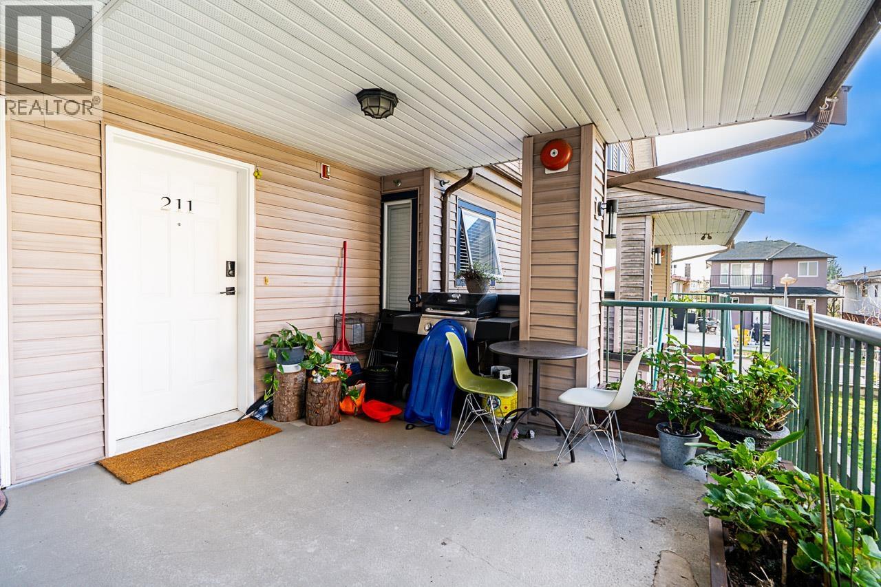 211 5625 Senlac Street, Vancouver, British Columbia  V5R 6G8 - Photo 8 - R3076859